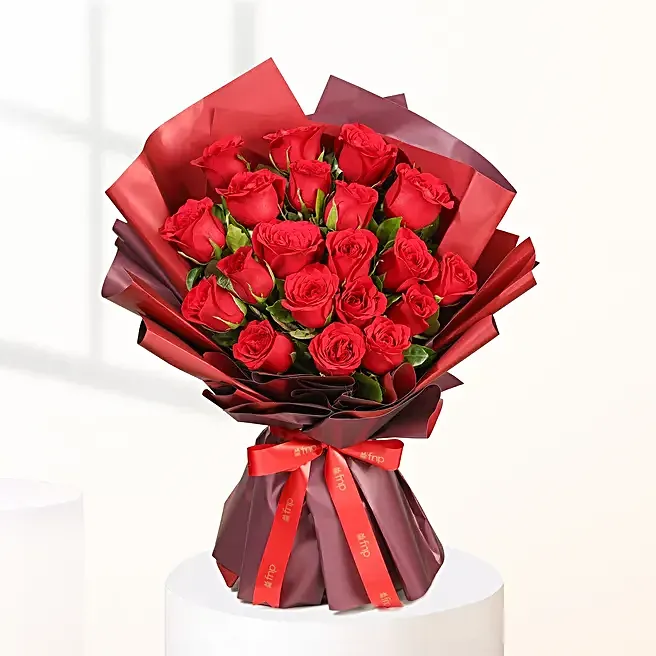 Maroon Majesty Rose Wrap image 4